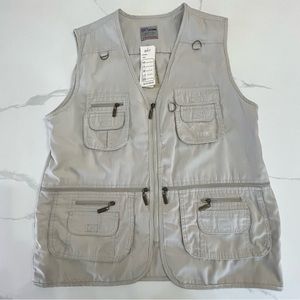 NWT men fishing vest size large